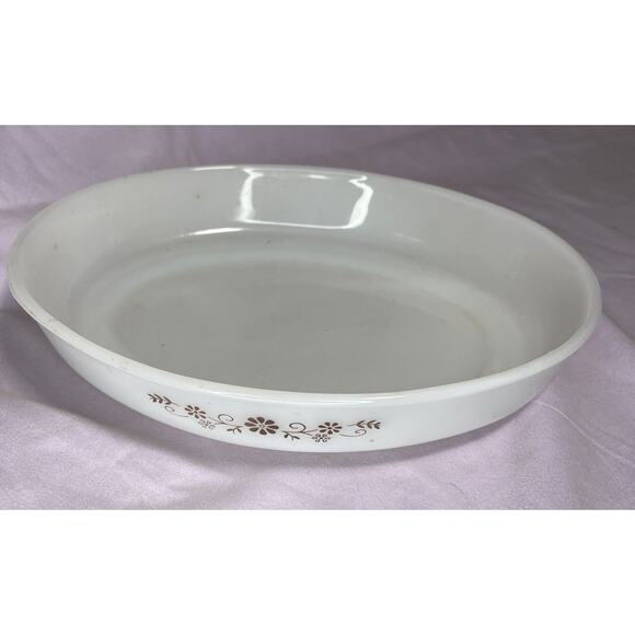 Vintage Dynaware Termocrisa 10 1/4" x 8" x 2" Casserole Dish w/ Daisy Pattern - Picture 1 of 3